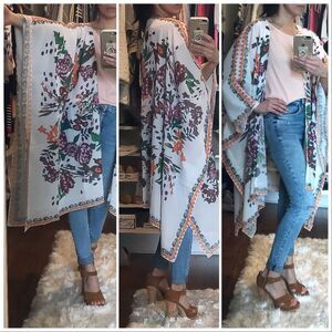Floral Kimono {Fits like One Size)